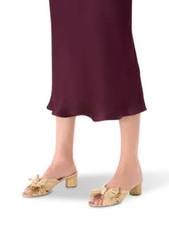 /original/EMILIAGOLD_LORA_Gold_2.png_convert-240x320