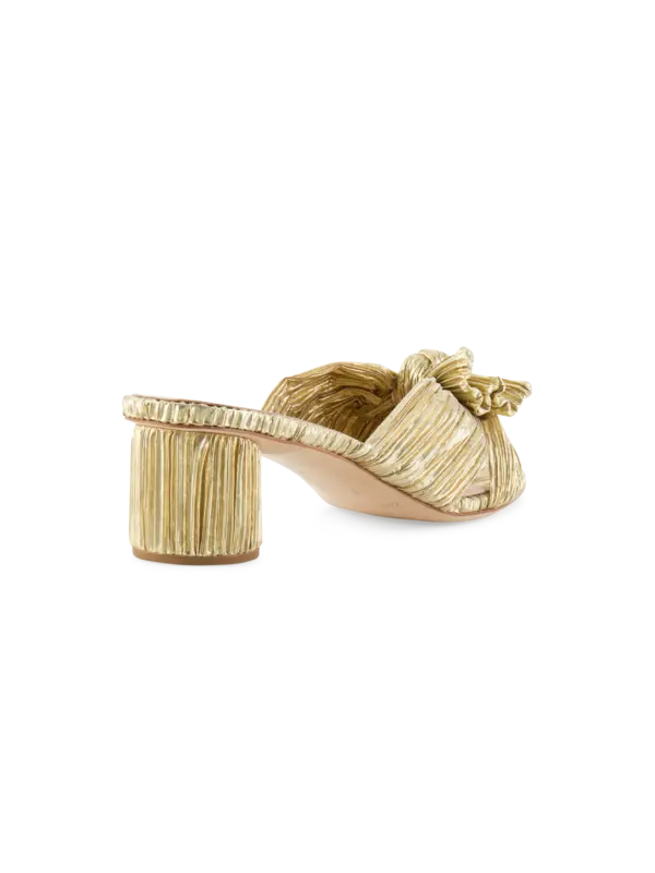 /original/EMILIAGOLD_LORA_Gold_3.png_convert-600x800