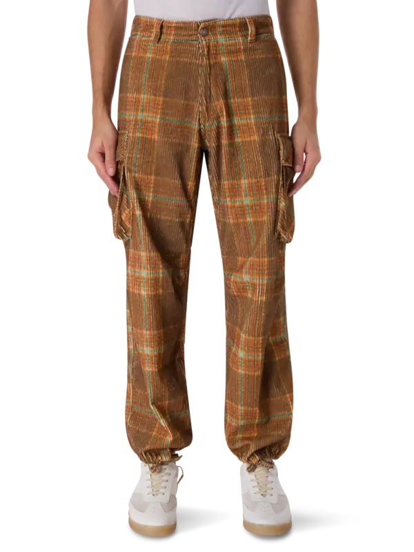 بنطال كارجو من قماش مخملي مضلع مزين بطبعة