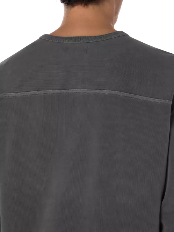 تيشيرت كرة القدم