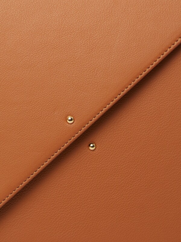 Contemporary Handbag with Metallic Handle