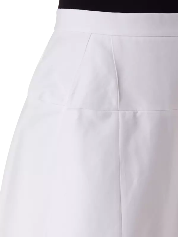 تنورة من القطن بتصميم محدد