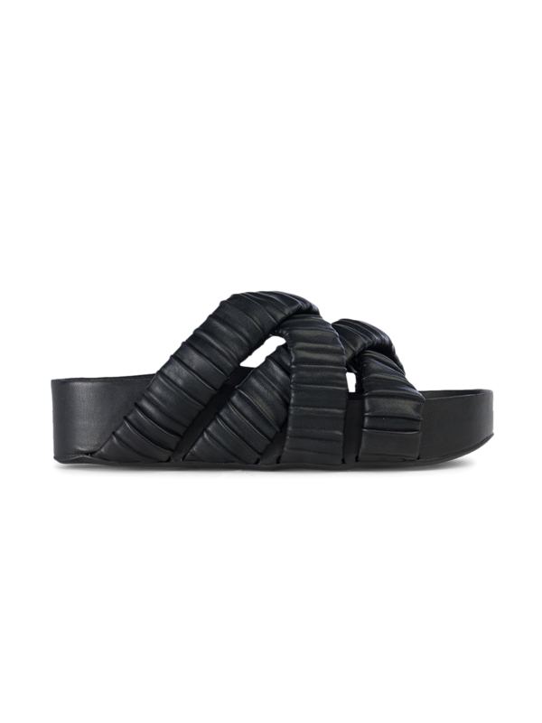 Vegan Criss-Cross Dip Slides
