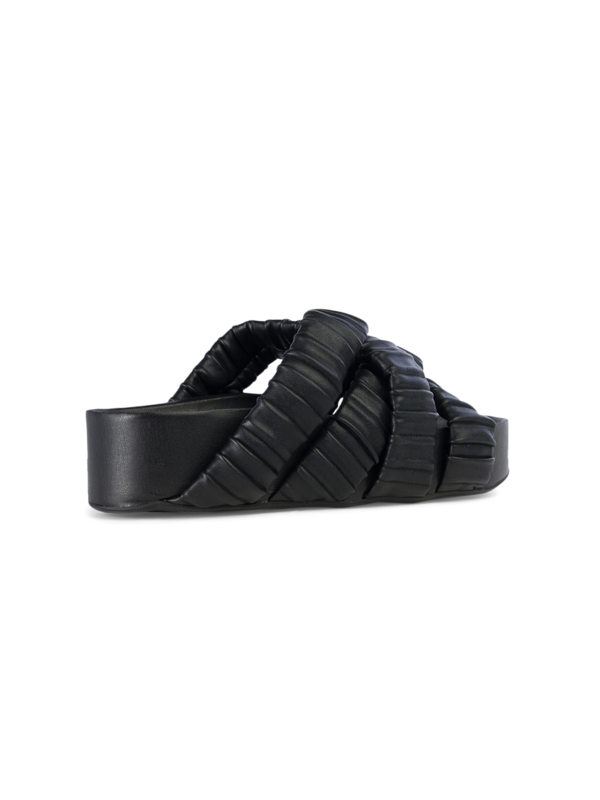 Vegan Criss-Cross Dip Slides
