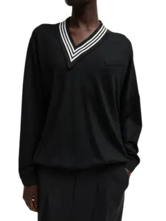 بلوفر تنس من قماش الجيرسيه الصوفي