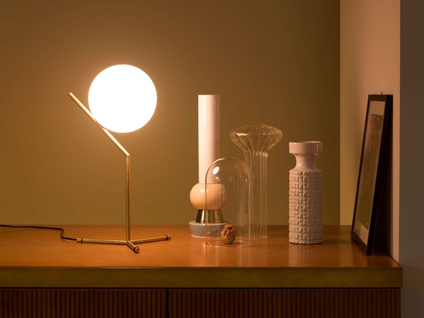 /original/F3170359_FLOS_BRASS_2.png_convert-600x800