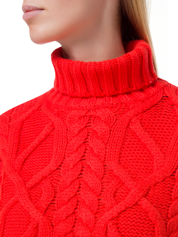 سترة رو محبوكة بنمط كابل وبياقة عالية