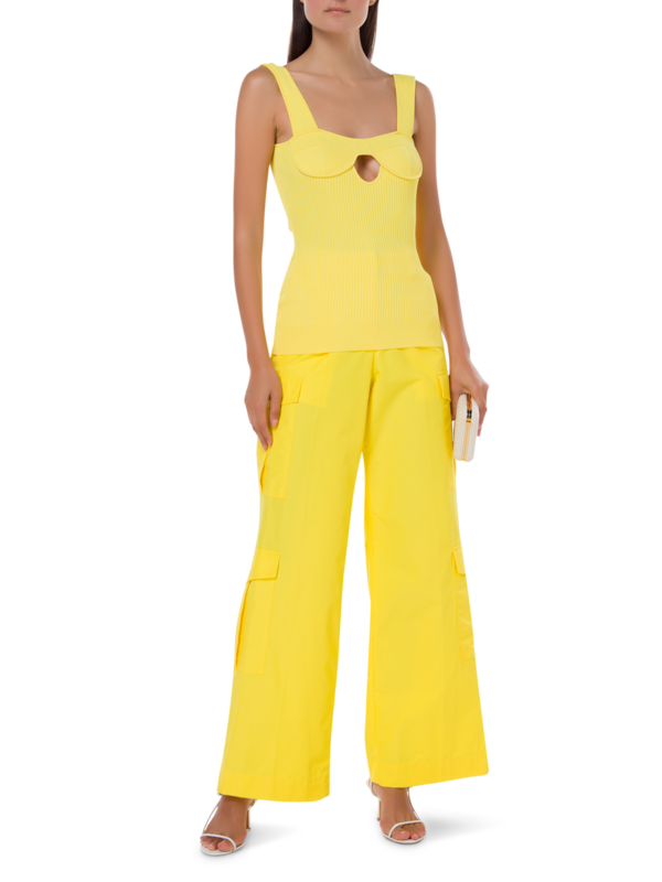 بلوزة فيزو محبوكة بدون أكمام