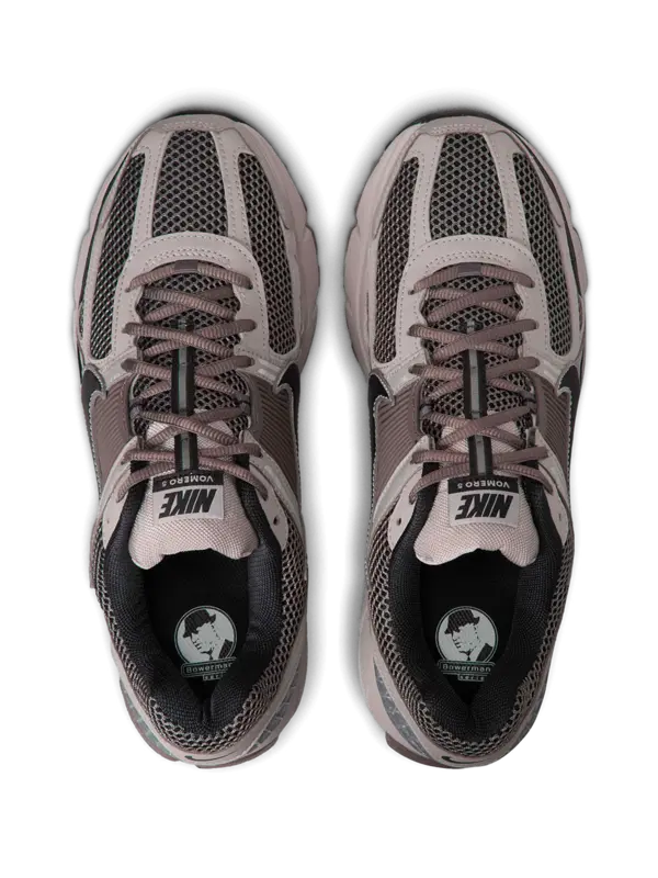 /original/FB9149-M_NIKE_College Gr_5.png_convert-600x800