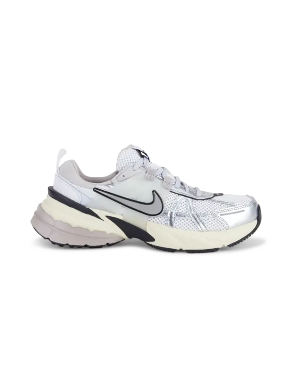 /original/FD0736-W_NIKE_Summit Whi_1.png_convert-600x800