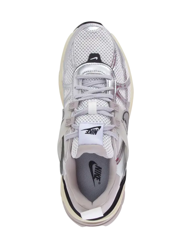 /original/FD0736-W_NIKE_Summit Whi_5.png_convert-600x800