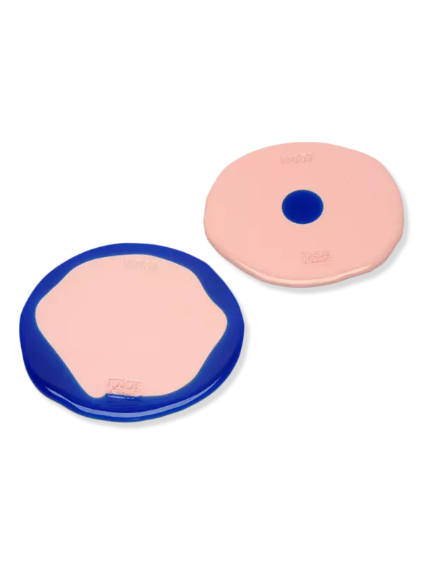 طقم حاملات أكواب من تصميم من جايتانو بيشي من مجموعة فيش ديزاين مكون من قطعتين