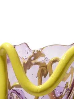 مزهرية إنديان سمر من تشكيلة فيش ديزاين من جايتانو بيشي