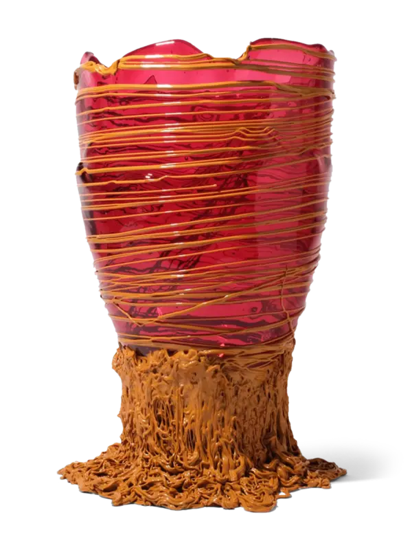 مزهرية سباغيتي شفافة من تصميم جايتانو بيشي من تشكيلة فيش ديزاين