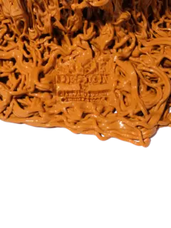 مزهرية سباغيتي شفافة من تصميم جايتانو بيشي من تشكيلة فيش ديزاين