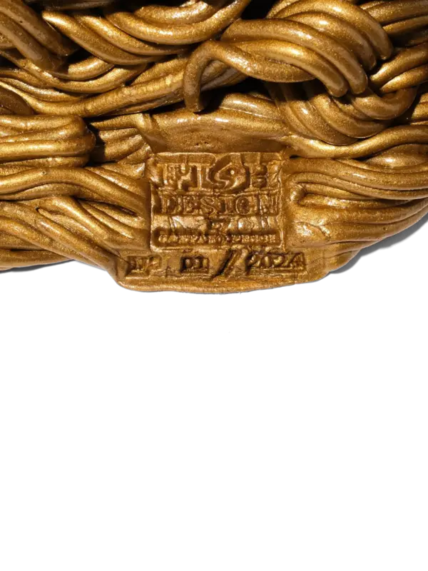 مزهرية سباغيتي سبيشال شفافة من تصميم جايتانو بيشي من تشكيلة فيش ديزاين