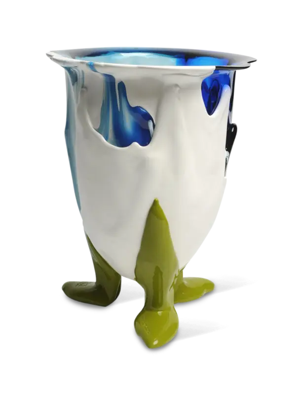 مزهرية أمازونيا من تشكيلة فيش ديزاين من جايتانو بيشي