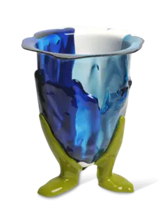 مزهرية أمازونيا من تشكيلة فيش ديزاين من جايتانو بيشي