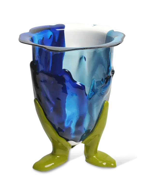 مزهرية أمازونيا من تشكيلة فيش ديزاين من جايتانو بيشي