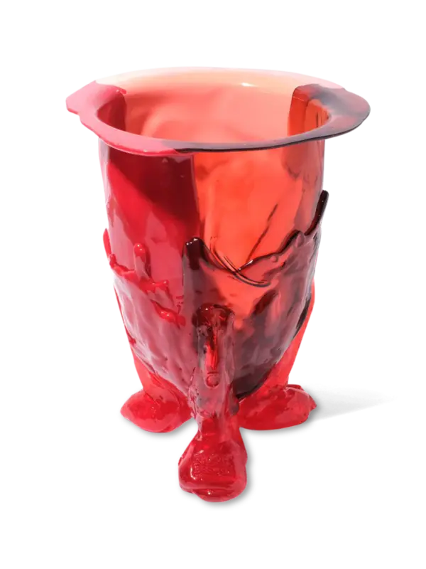 مزهرية أمازونيا من تشكيلة فيش ديزاين من جايتانو بيشي