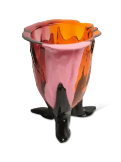 مزهرية أمازونيا من تشكيلة فيش ديزاين من جايتانو بيشي