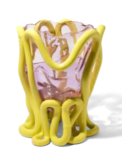 مزهرية إنديان سمر من تشكيلة فيش ديزاين من جايتانو بيشي