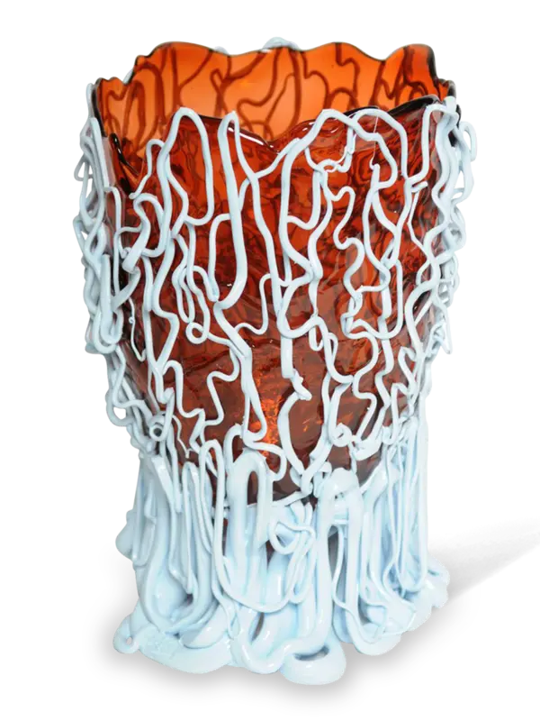 مزهرية ميدوسا من تشكيلة فيش ديزاين من جايتانو بيشي