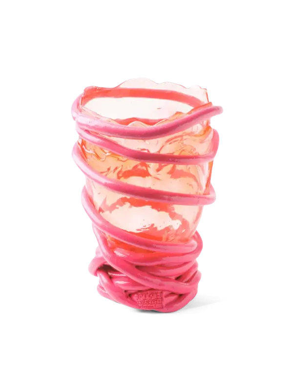 مزهرية بومبيتو I من تشكيلة فيش ديزاين من جايتانو بيشي