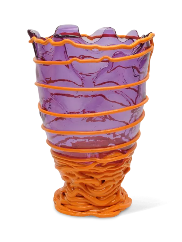 مزهرية بتصميم سمكة من جايتانو بيسك بومبيتو II