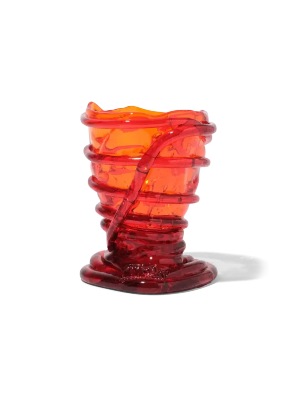 مزهرية بومبيتو || XS من تشكيلة فيش ديزاين من جايتانو بيشي