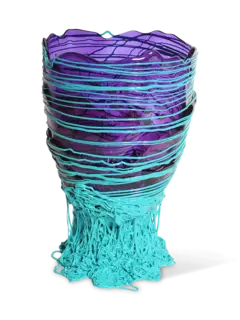 مزهرية سباغيتي صغيرة من تشكيلة فيش ديازاين من جايتانو بيسك