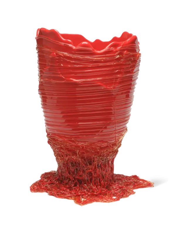 مزهرية سباغيتي صغيرة من تشكيلة فيش ديازاين من جايتانو بيسك