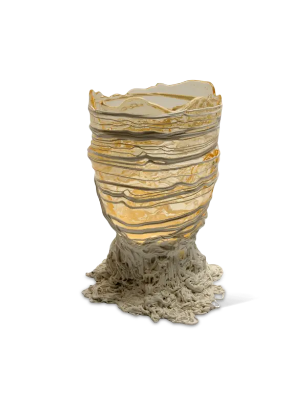 مزهرية سباغيتي XS من تشكيلة فيش ديزاين من جايتانو بيشي