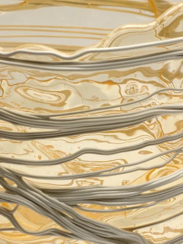 مزهرية سباغيتي XS من تشكيلة فيش ديزاين من جايتانو بيشي