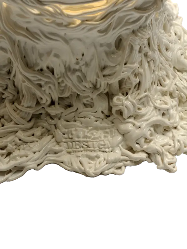 مزهرية سباغيتي XS من تشكيلة فيش ديزاين من جايتانو بيشي