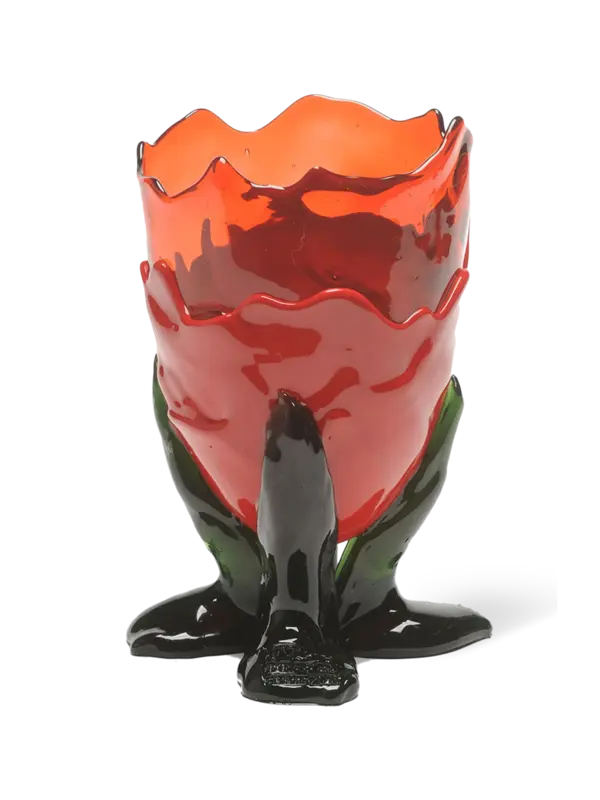 مزهرية إكسترا كولور شفافة من تشكيلة فيش ديزاين من جايتانو بيشي