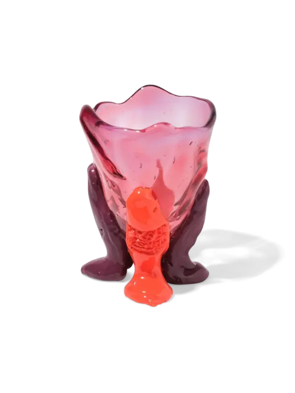 مزهرية شفافة XS من تشكيلة فيش ديزاين من جايتانو بيشي