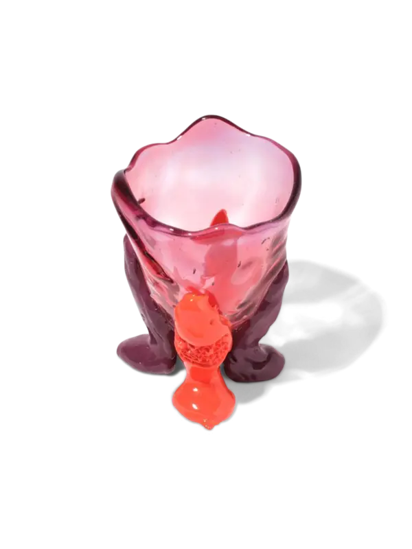 مزهرية شفافة XS من تشكيلة فيش ديزاين من جايتانو بيشي