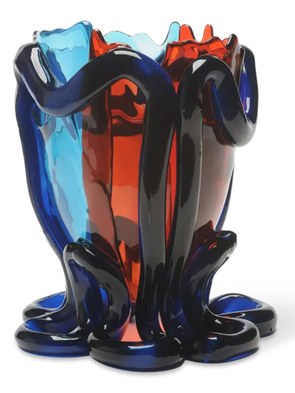 مزهرية إنديان سمر من تشكيلة فيش ديزاين من جايتانو بيشي