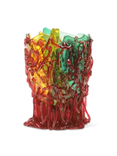 مزهرية ميدوسا إكسترا كولور من تشكيلة فيش ديزاين من جايتانو بيشي