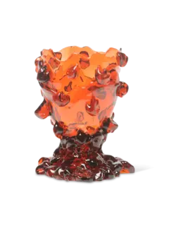 مزهرية ناجيت من تشكيلة فيش ديزاين من جايتانو بيشي