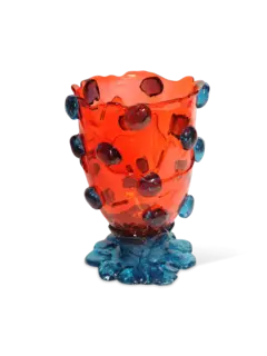 مزهرية ناجيت من تصميم جايتانو بيشي من مجموعة فيش ديزاين