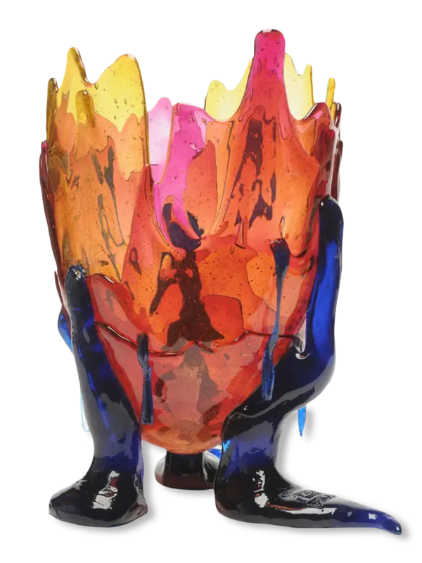 مزهرية سبيشال إكسترا كولور شفافة من تشكيلة فيش ديزاين من جايتانو بيشي