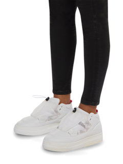 Low-Top Sneakers with No Laces