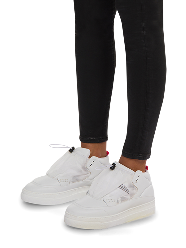 Low-Top Sneakers with No Laces