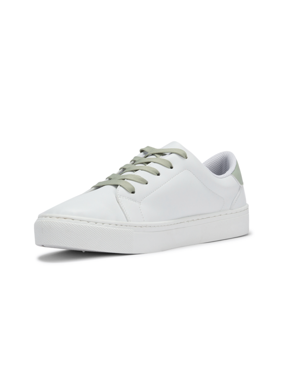 Lowtop eco-friendly sneakers