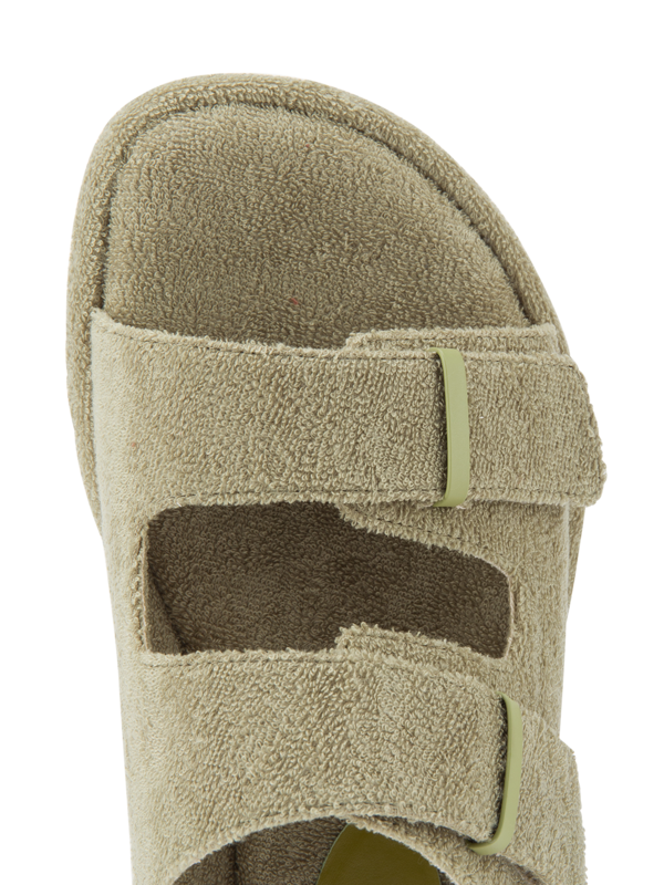 /original/Frankieshop0011_ILIO_4900 Kaki_4.png_convert-600x800