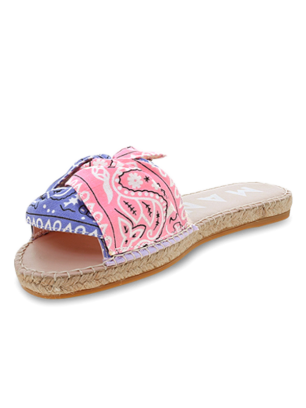 Sandals with Knot