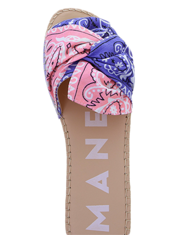 Sandals with Knot