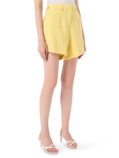 شورت جينا من الصوف بخصر مرتفع